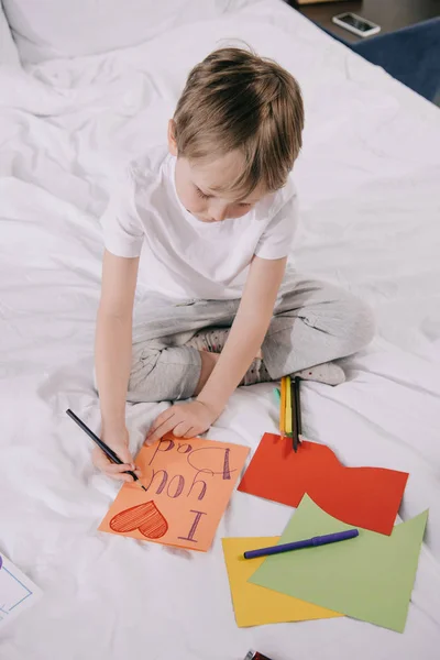 Cute Boy Making Fathers Day Greeting Card Love You Dad — Stock Photo, Image