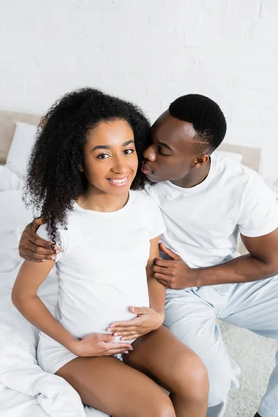 High Angle View African American Couple Cuddle Each Other — Stock Photo, Image