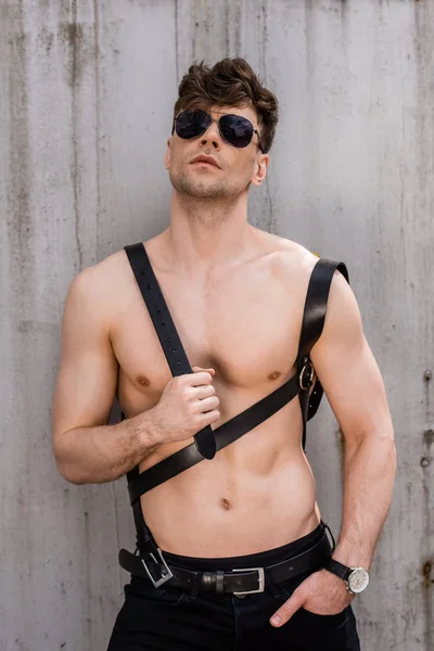 Sexy Shirtless Man Black Sunglasses Sword Belt Hand Pocket — Stock Photo, Image