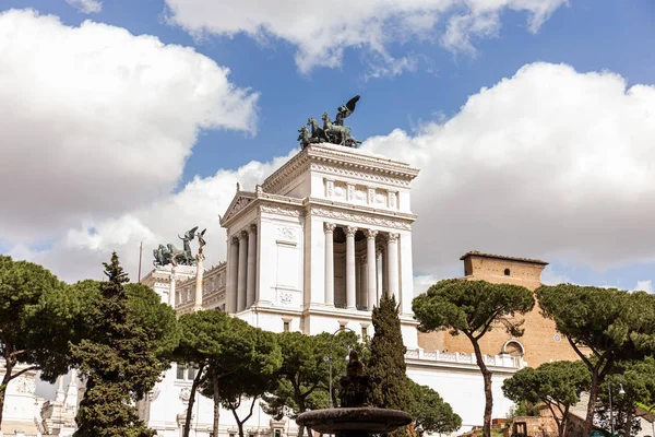 Rome Italy June 2019 Old Museum Sculptures Green Trees Blue — Stock Photo, Image