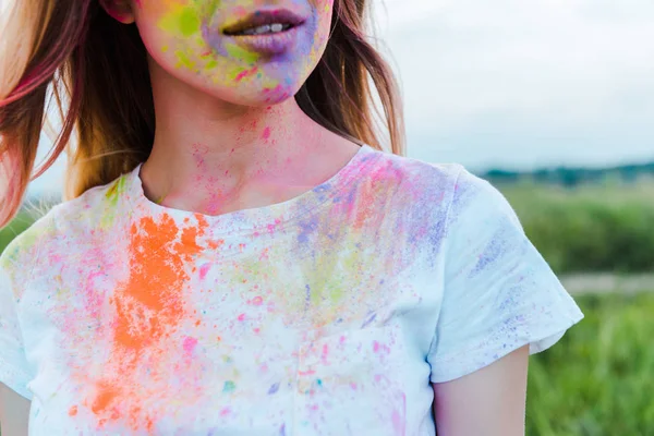 Vista Recortada Mujer Con Coloridas Pinturas Holi Cara —  Fotos de Stock