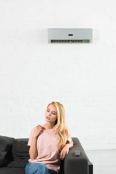 Beautiful Woman Couch Suffering Heat Home — Stock Photo, Image