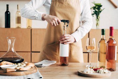 masaya şarap apron açılış şişesi Sommelier kırpılmış görünümü