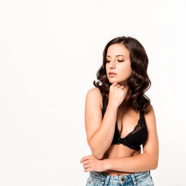 dantel sütyen içinde dalgın genç kadın beyaz yüz dokunmadan 