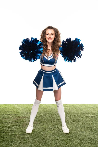 Felice Cheerleader Ragazza Uniforme Blu Danza Con Pompon Campo Verde — Foto Stock