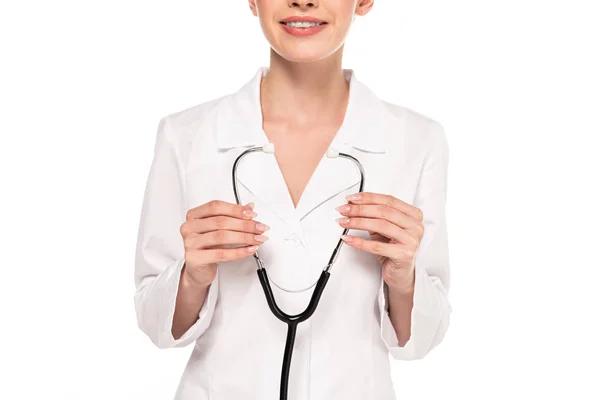 Vue Recadrée Jeune Médecin Souriant Manteau Blanc Tenant Stéthoscope Isolé Images De Stock Libres De Droits