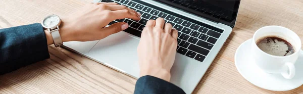 Panoramic Shot Businesswoman Typing Laptop Cup Coffee Table — Stock Photo, Image