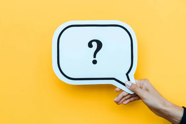 Cropped View Woman Holding Speech Bubble Question Mark Orange — Stock Photo, Image