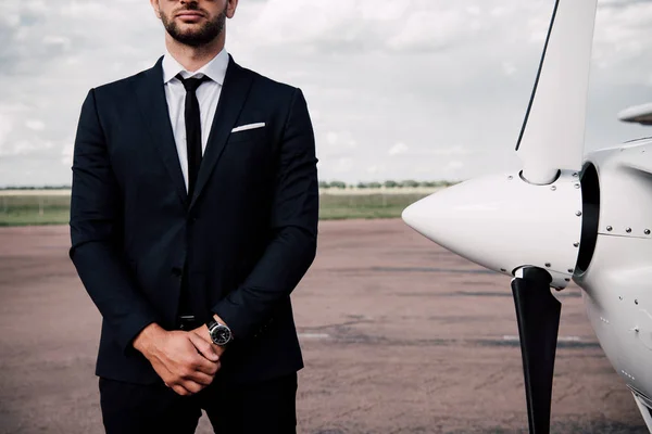 Partial View Confident Businessman Formal Wear Standing Plane — Stock Photo, Image