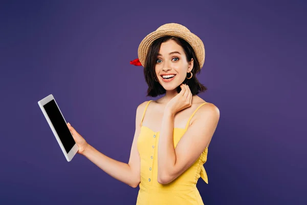 Excited Girl Straw Hat Holding Digital Tablet Blanks Screen Isolated — Stock Photo, Image