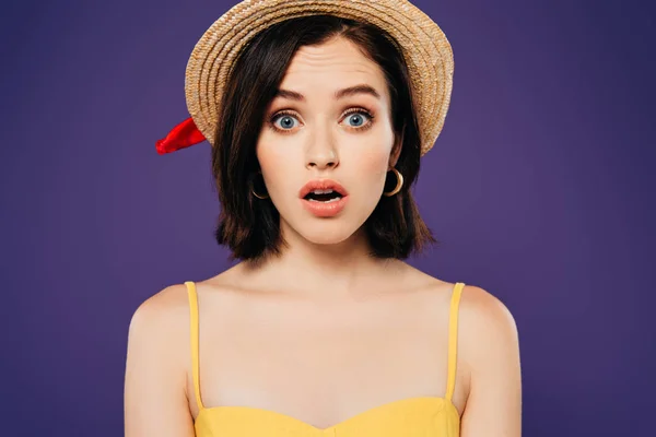 Shocked Girl Straw Hat Isolated Purple — Stock Photo, Image