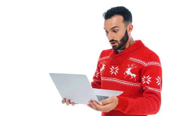 Surprised Bearded Man Sweater Looking Laptop Isolated White — ストック写真