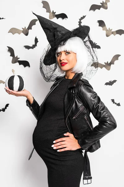 Pregnant Woman Witch Hat Wig Holding Pumpkin Halloween — Stock Photo, Image