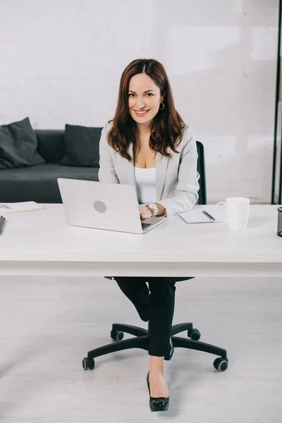 Cheerful Young Secretary Looking Camera While Sitting Workplace Office — Stock Photo, Image