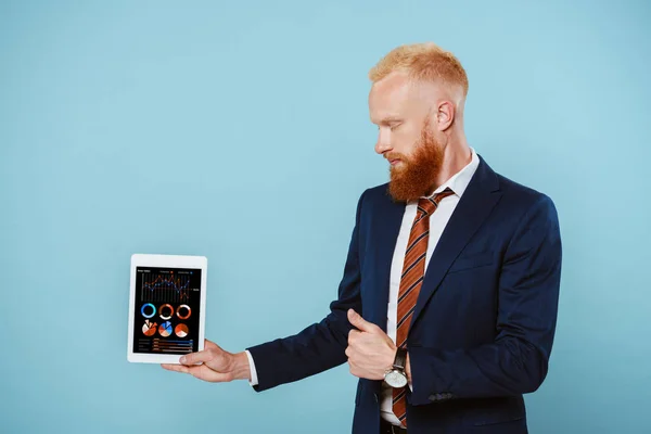 Bearded Businessman Suit Showing Digital Tablet Infographics Isolated Blue — Stock Photo, Image