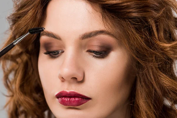 Primer Plano Las Cejas Del Estilo Mujer Aisladas Gris — Foto de Stock