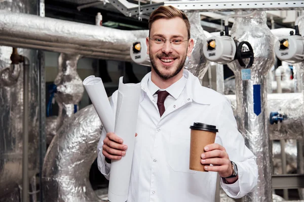 Cheerful Engineer White Coat Holding Blueprints Paper Cup Air Supply — Stock Photo, Image