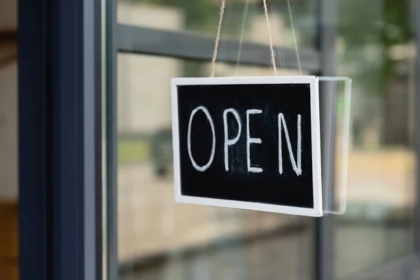 Panneau Avec Lettrage Ouvert Sur Porte Café — Photo