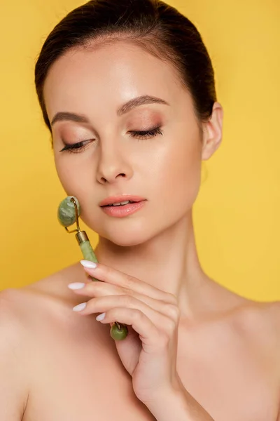 Beautiful Naked Woman Using Jade Roller Face Isolated Yellow — Stock Photo, Image