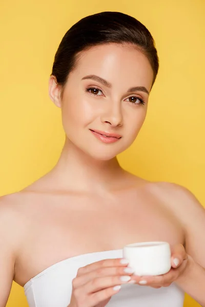 Smiling Beautiful Woman Holding Container Cosmetic Cream Isolated Yellow — Stock Photo, Image