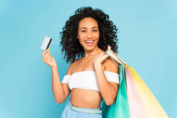 Excited African American Woman Holding Credit Card Shopping Bags Isolated — Stock Photo, Image