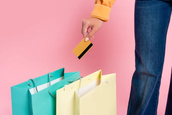 Cropped View Woman Holding Credit Card Shopping Bags Pink Background — Stock Photo, Image