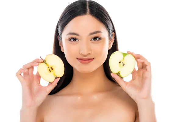 Nude Asian Woman Holding Halves Ripe Apple While Looking Camera — Stock Photo, Image