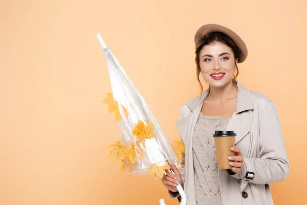 Trendy Woman Autumn Outfit Holding Coffee Umbrella Yellow Leaves Peach — Stock Photo, Image