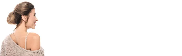 Панорамный Снимок Элегантной Женщины Трикотажном Свитере Смотрящей Сторону Изолированной Белом — стоковое фото