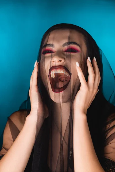 Evil Bride Black Makeup Veil Laughing Blue — Stock Photo, Image