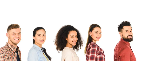 Grupo milticultural sonriente de personas aisladas en blanco - foto de stock