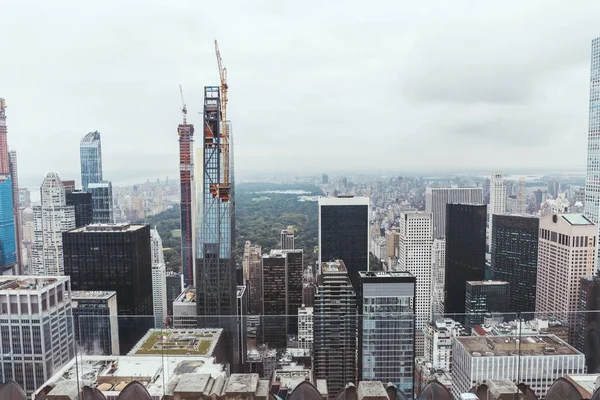 Повітряний вид на архітектуру в Нью-Йорку, США — стокове фото