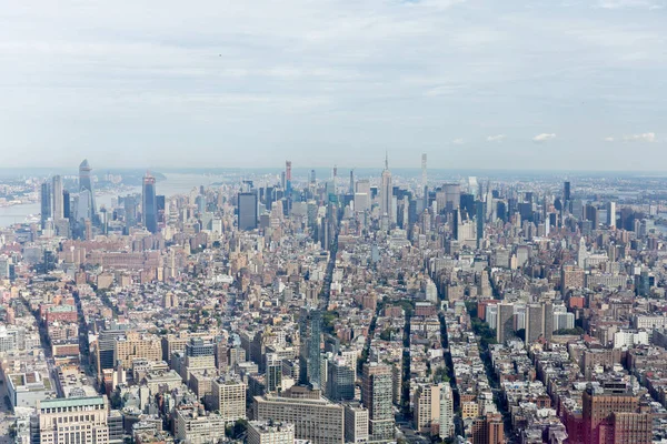 Vista aérea de los rascacielos de Nueva York, EE.UU. - foto de stock