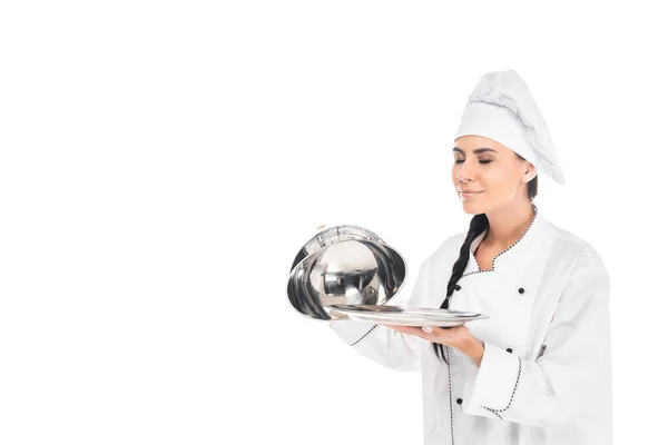 Chef en bandeja de sujeción de sombrero con cloche aislado en blanco - foto de stock