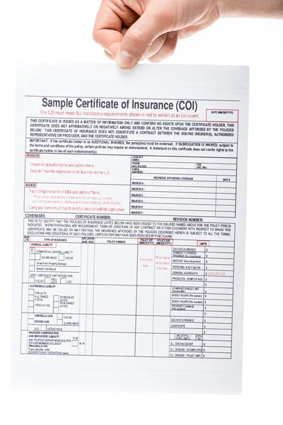 Vista ritagliata di uomo in possesso di certificato di assicurazione isolato su bianco — Foto stock