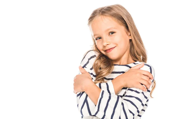 Lächelndes Kind in lässigem Outfit auf weißem Grund — Stockfoto