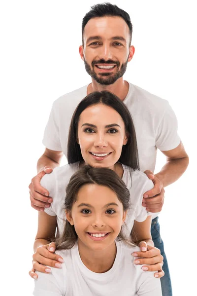 Joyeuse famille en t-shirts blancs isolés sur blanc — Photo de stock
