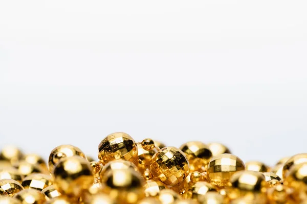 Decoração de Natal dourado isolado no fundo branco — Fotografia de Stock