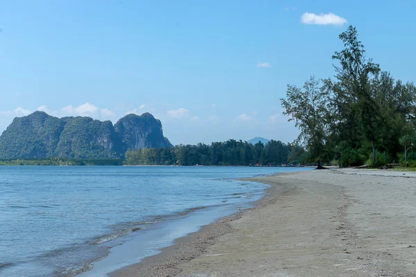 Blå Himmel Stranden Vid Andamansjön — Stockfoto