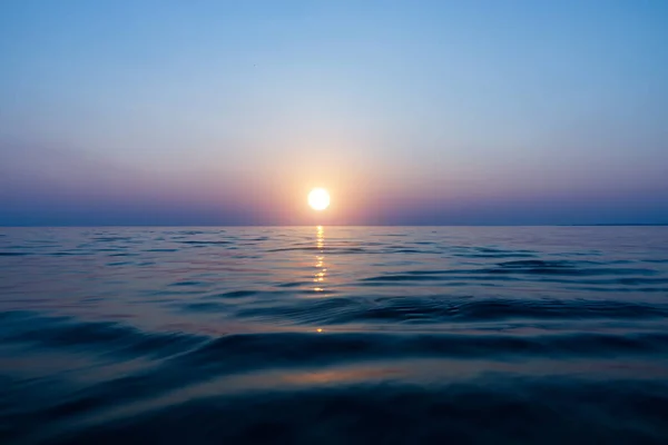 Zachód Słońca Niebo Nad Jeziorem Fajny Kolor — Zdjęcie stockowe
