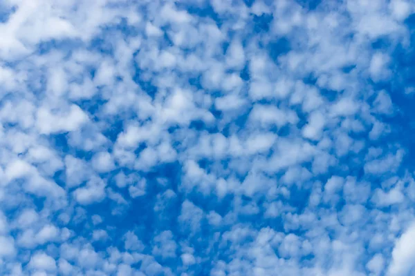 Nuvem Branca Céu Com Céu Azul — Fotografia de Stock