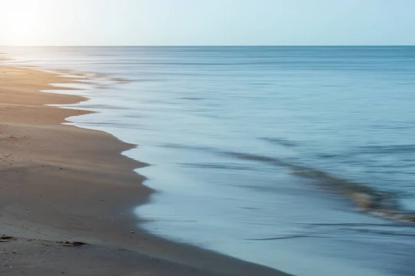 Niemand Strand Mit Bewegungswelle Und Sonnenlicht Der Sommersaison — Stockfoto