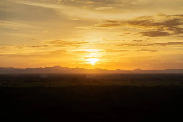 Paysage Silhouette Ciel Couchant Avec Nuage Dessus Montagne Voyage Thaïlande — Photo