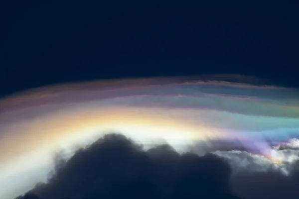 Geweldige Iriseren Wolk Aan Hemel — Stockfoto