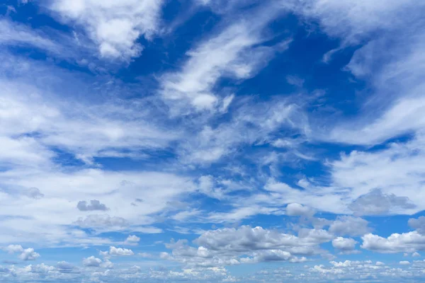 Nube Blanca Cielo Azul Con Fondo Espacial — Foto de Stock