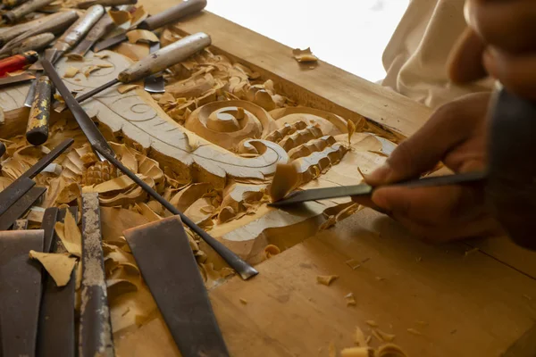 Wood Carving Thailand Craftsman — Stock Photo, Image