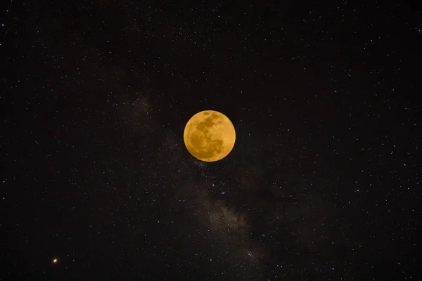 Pleine Lune Orange Dans Nuit Avec Poussière Étoiles — Photo