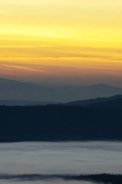 The mountain view in the morning. — Stock Photo, Image