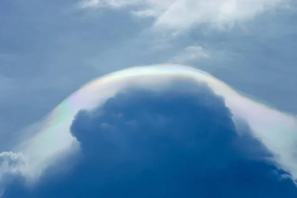 Nuvem bonita no fundo do céu . — Fotografia de Stock