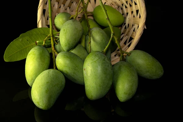 Close-up groene Mangifera indica mango — Stockfoto